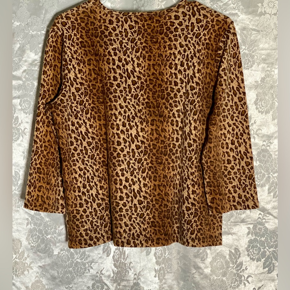 Jones New York Sport Leopard Animal Print 3/4 Length Sleeve Blouse - Picture 2 of 5